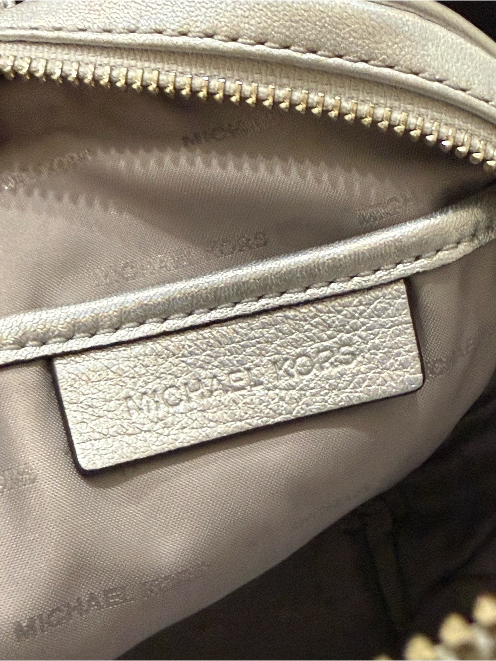 MICHAEL KORS Rhea Mini Silver Metallic Quilted Leather Mini Backpack
EUC - Picture 14 of 16